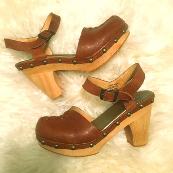 Jeffrey Campbell Shoes - Jeffrey Campbell Woodies Platform Clogs